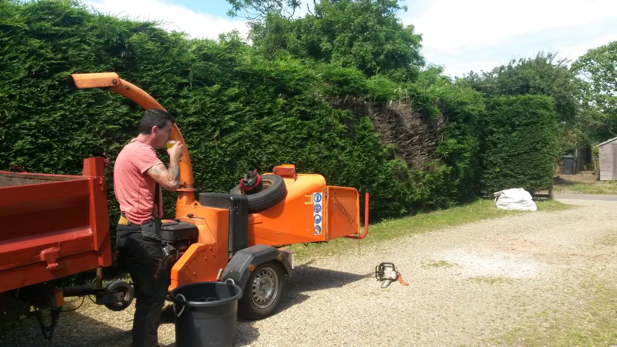 Simon Gerrard refueling before